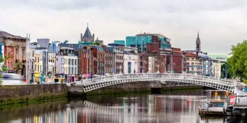 Dublin Hapenny Bridge - EdgeConneX data centers & colocation
